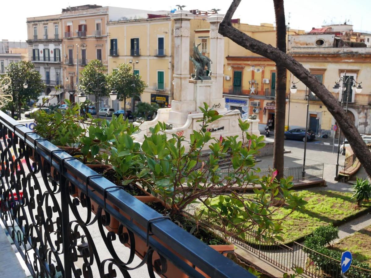 La Casetta Di Nonna Pina - Appartamento Con Cucina In Pieno Centro Torre Annunziata Exterior photo